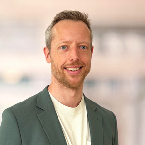 Portraitbild von PD Dr. med. Julian Schwarz