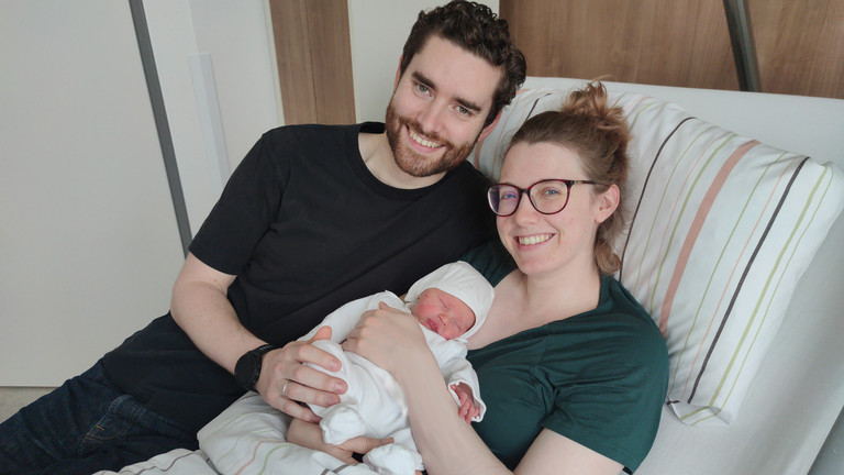 Das glückliche Elternpaar mit dem kleinen James Alexander Carroll Das glückliche Elternpaar mit dem kleinen James Alexander Carroll