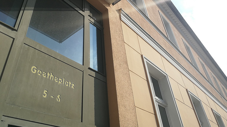 Eingang Goethestraße der Tagesklinik Fürstenwalde - Zentrum für Seelische Gesundheit Eingang Goethestraße der Tagesklinik Fürstenwalde - Zentrum für Seelische Gesundheit