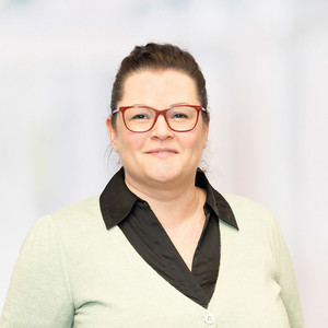 Nadine Randzio Fachärztliche Teamleitung Psychiatrisches Therapiezentrum (PTZ), Zentrum für seelische Gesundheit Nadine Randzio Fachärztliche Teamleitung Psychiatrisches Therapiezentrum (PTZ), Zentrum für seelische Gesundheit